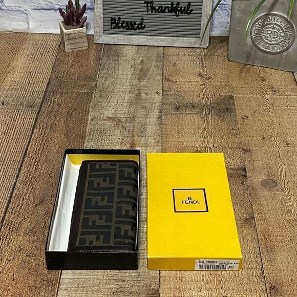 FENDI Zucca Continental Wallet in Tobacco authentic in box - Picture 8 of 16